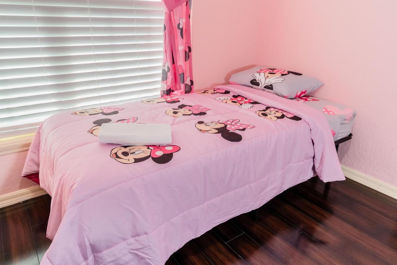 Home In Davenport Cheerful 4-Bedroom With Pool Buitenkant foto