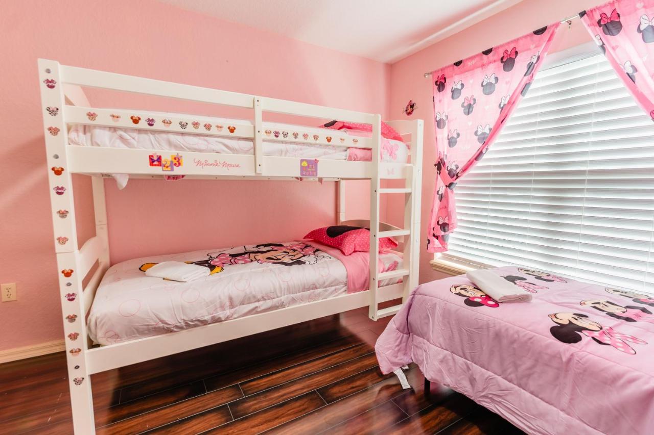 Home In Davenport Cheerful 4-Bedroom With Pool Buitenkant foto